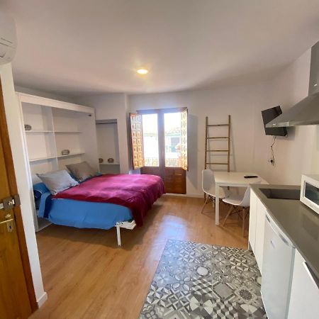 Pension Boutique Anne By Vive La Vila Вилахойоса Екстериор снимка