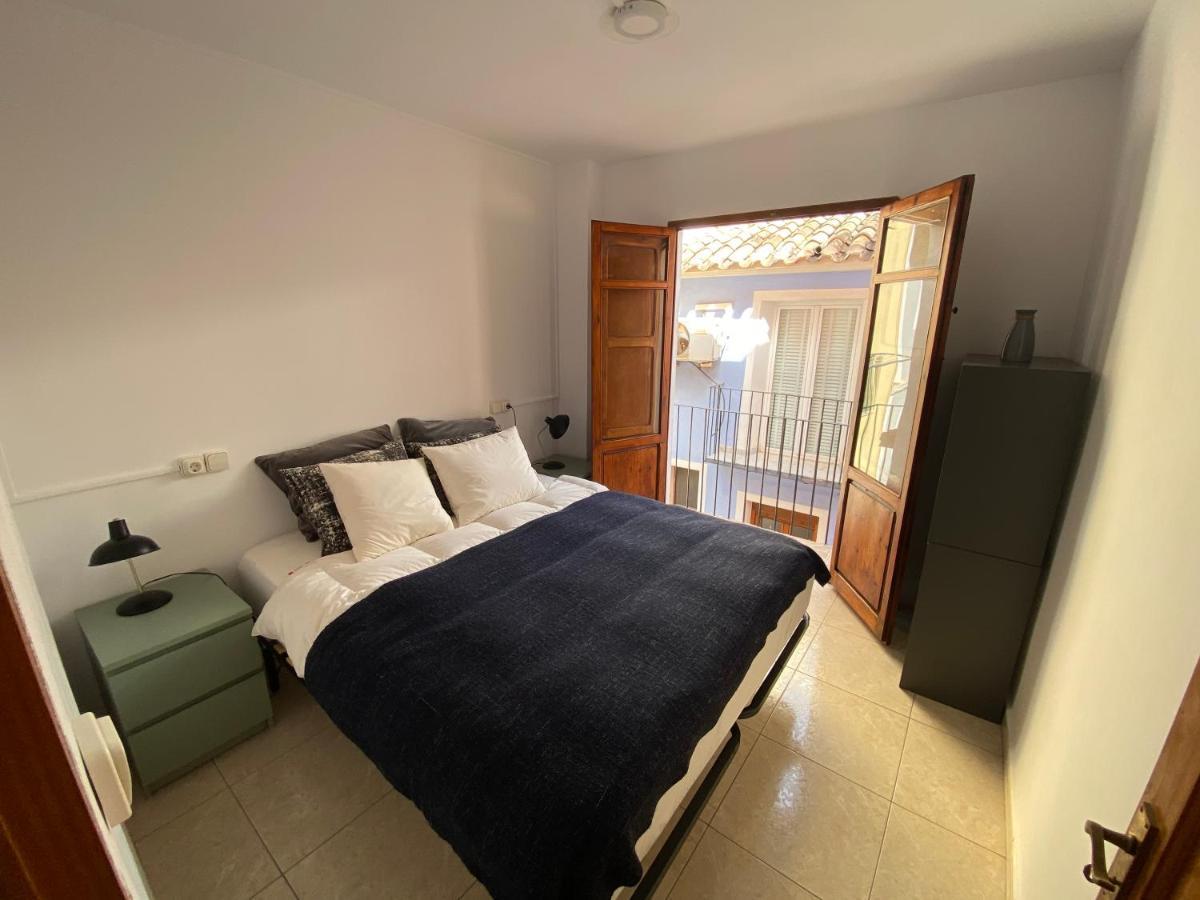 Pension Boutique Anne By Vive La Vila Вилахойоса Екстериор снимка