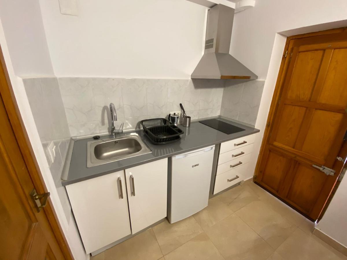 Pension Boutique Anne By Vive La Vila Вилахойоса Екстериор снимка