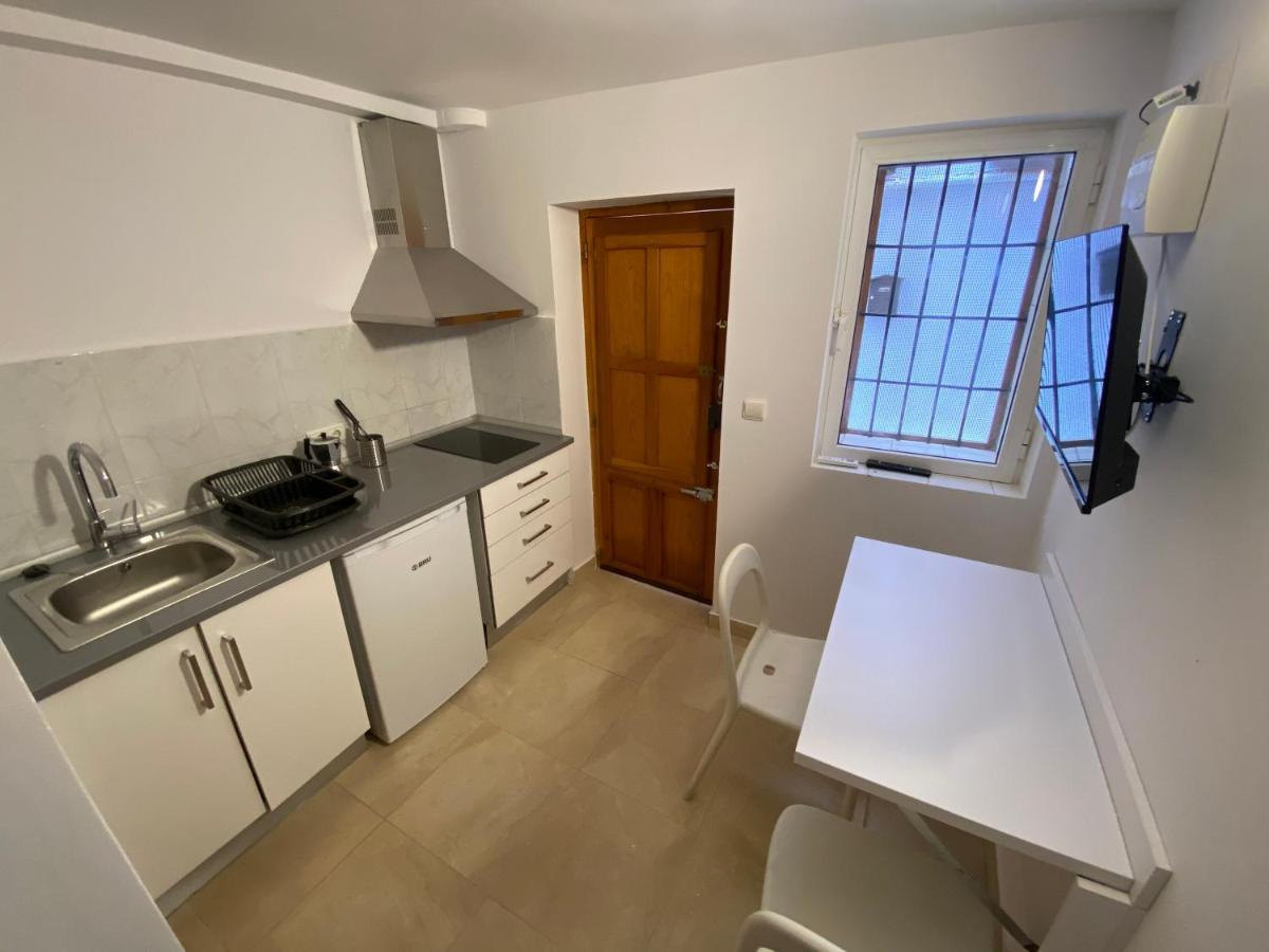 Pension Boutique Anne By Vive La Vila Вилахойоса Екстериор снимка