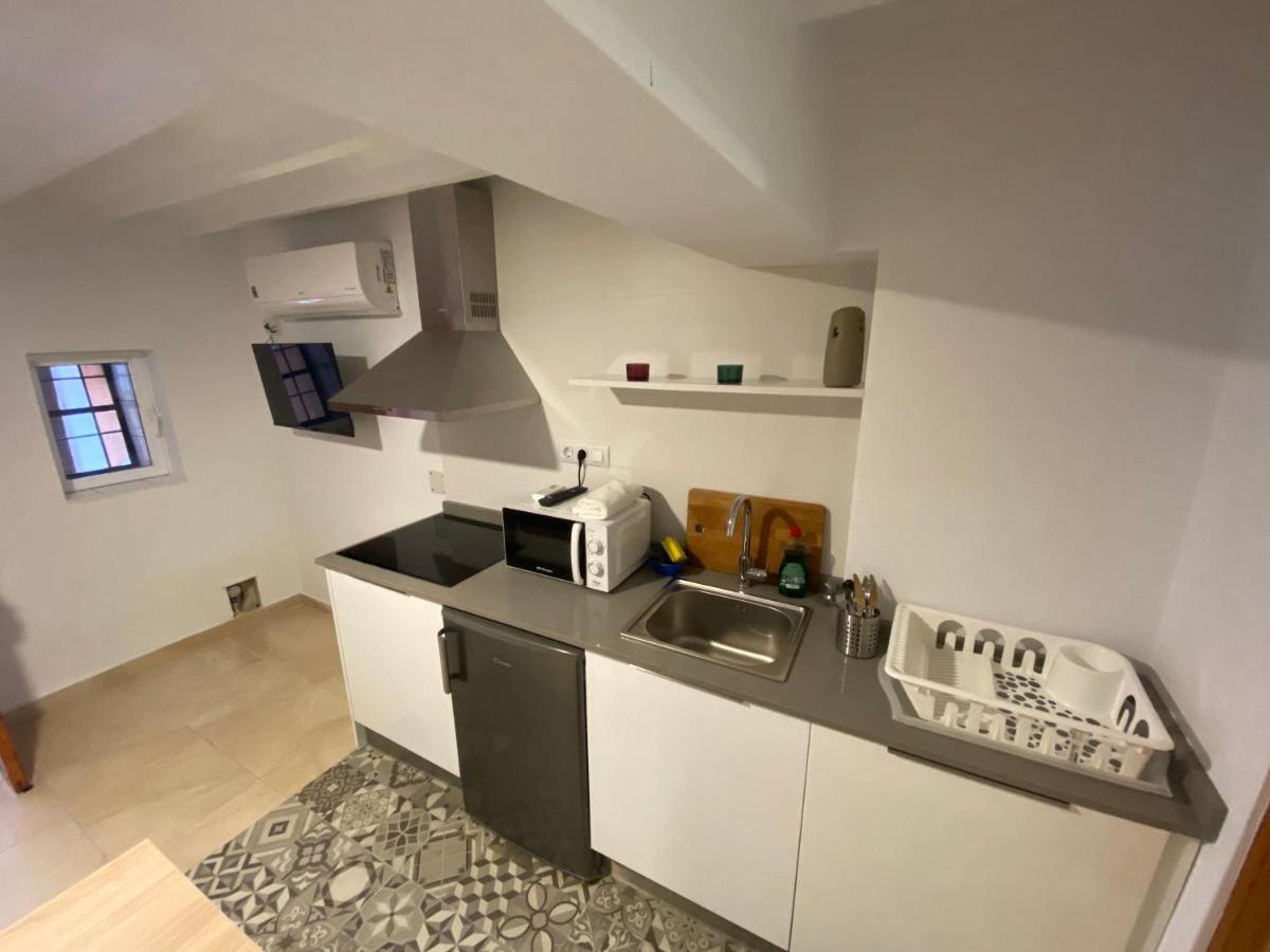 Pension Boutique Anne By Vive La Vila Вилахойоса Екстериор снимка