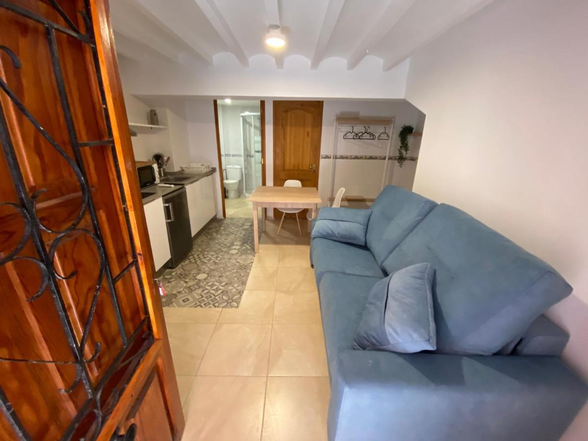 Pension Boutique Anne By Vive La Vila Вилахойоса Екстериор снимка
