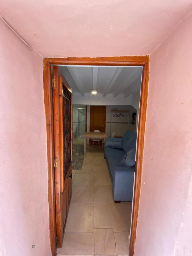 Pension Boutique Anne By Vive La Vila Вилахойоса Екстериор снимка