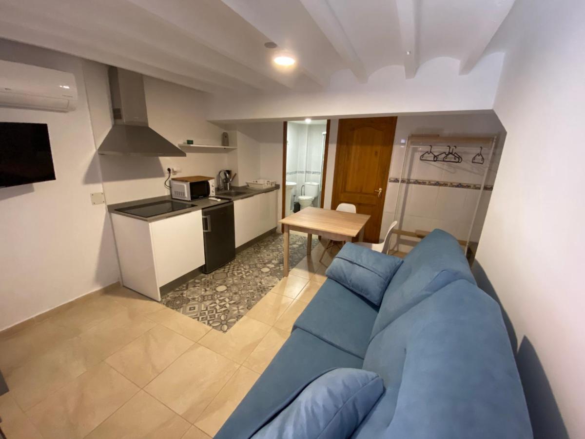 Pension Boutique Anne By Vive La Vila Вилахойоса Екстериор снимка