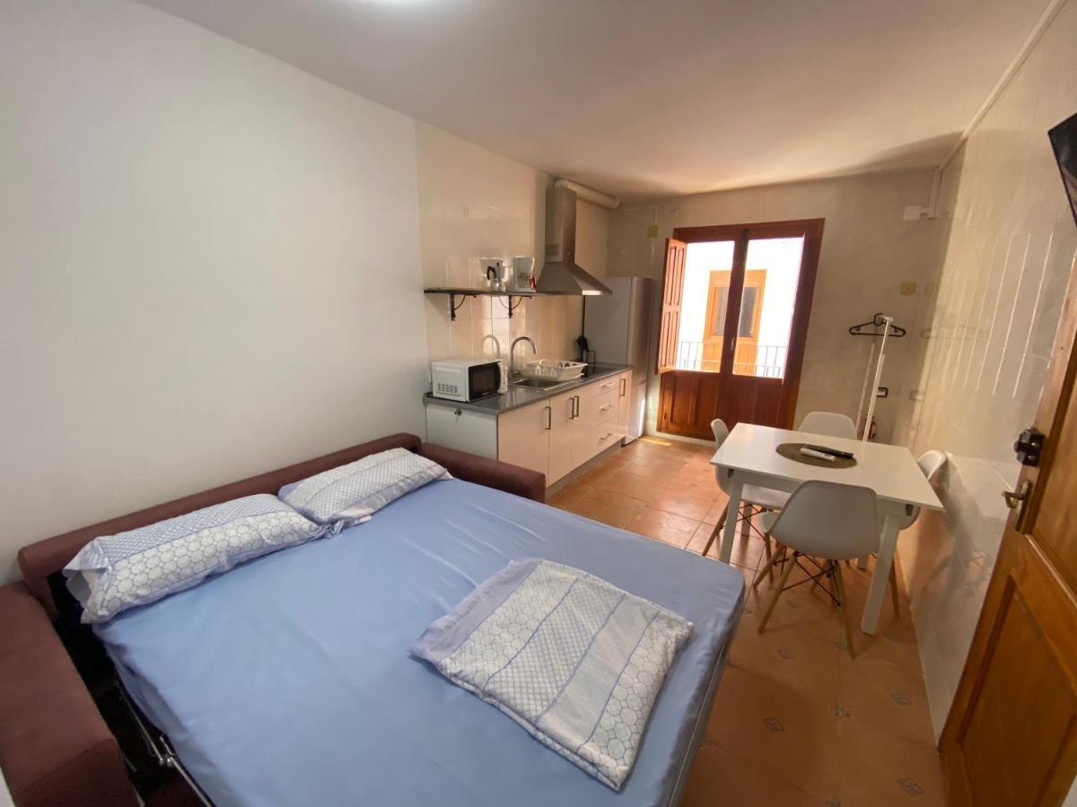 Pension Boutique Anne By Vive La Vila Вилахойоса Екстериор снимка