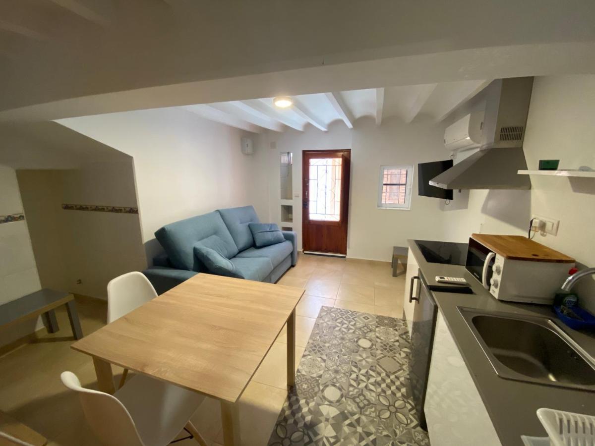 Pension Boutique Anne By Vive La Vila Вилахойоса Екстериор снимка