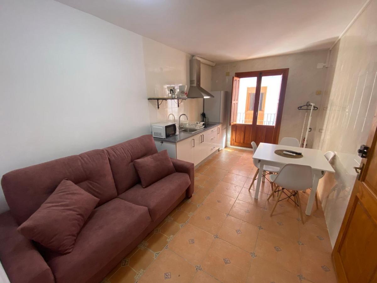 Pension Boutique Anne By Vive La Vila Вилахойоса Екстериор снимка