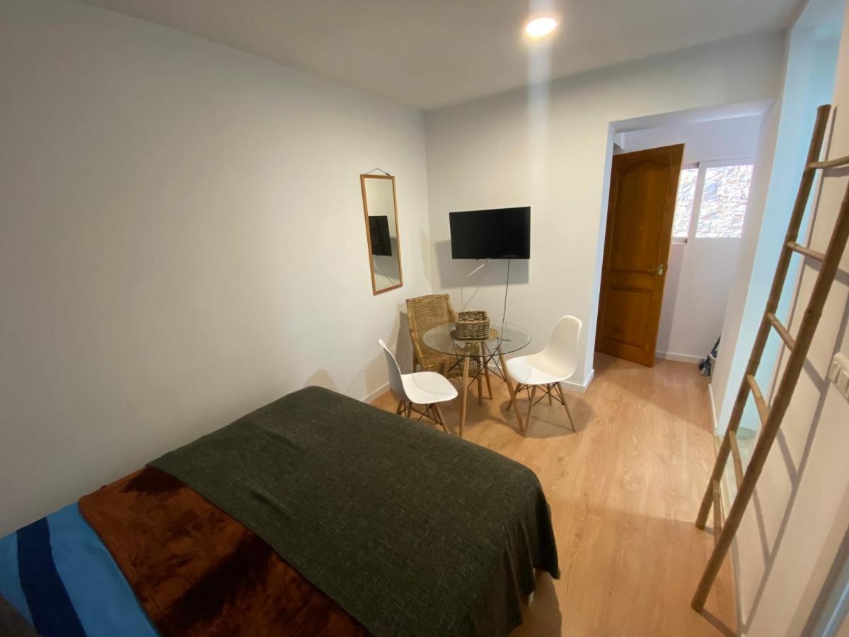 Pension Boutique Anne By Vive La Vila Вилахойоса Екстериор снимка