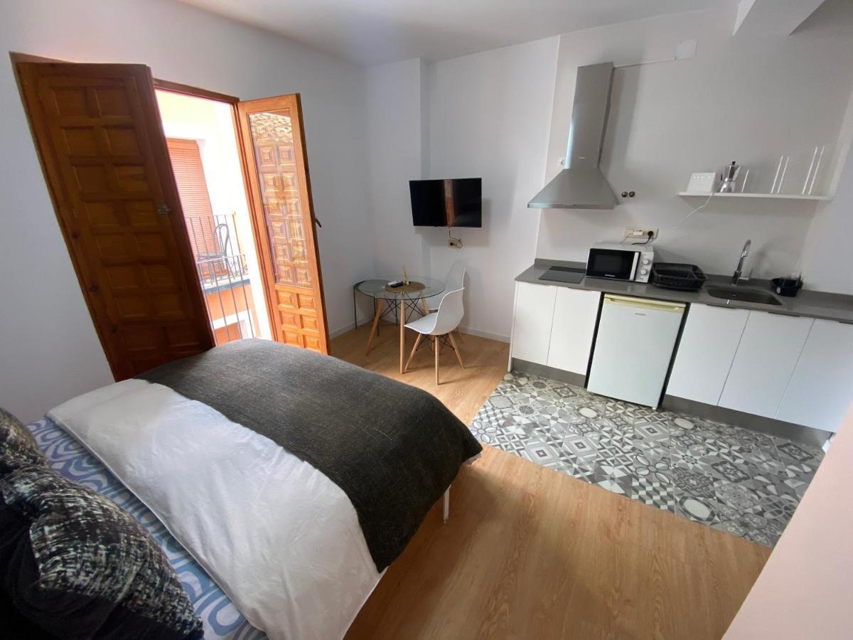 Pension Boutique Anne By Vive La Vila Вилахойоса Екстериор снимка