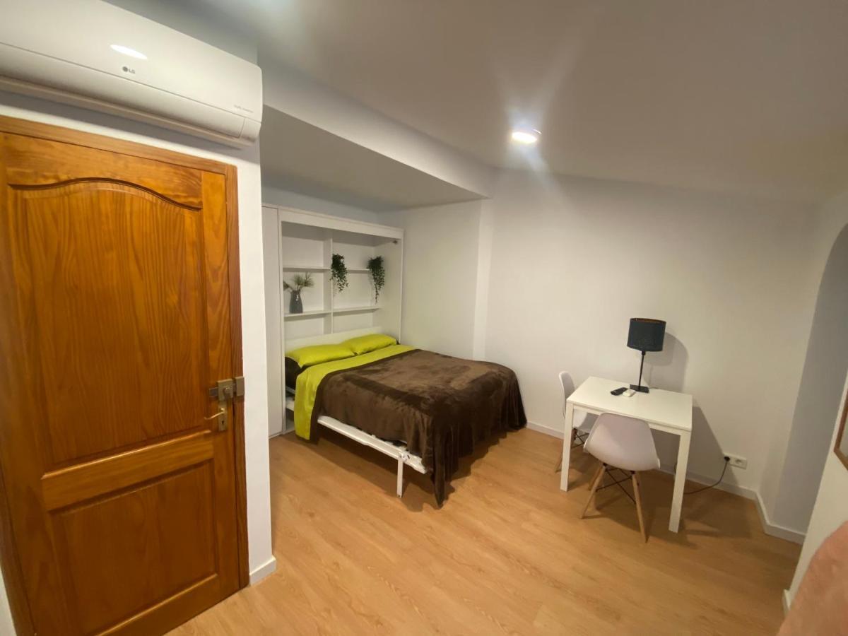 Pension Boutique Anne By Vive La Vila Вилахойоса Екстериор снимка